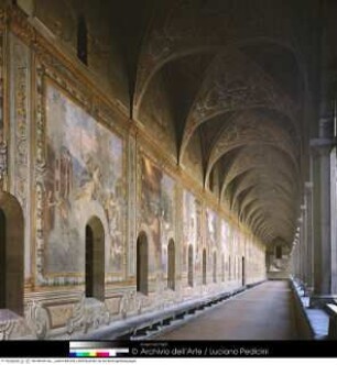 Santa Chiara, Kreuzgang der Klarissen (Chiostro Maiolicato)