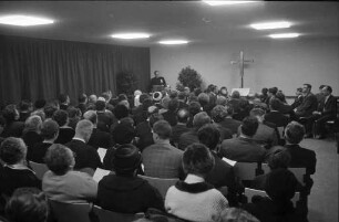 Eröffnung des ersten Kindergartens und Gemeindezentrums im neuen Stadtteil Oberreut durch die evangelische Kirchengemeinde