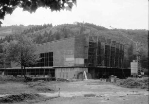 Freiburg: Stadthalle im Rohbau; fertig