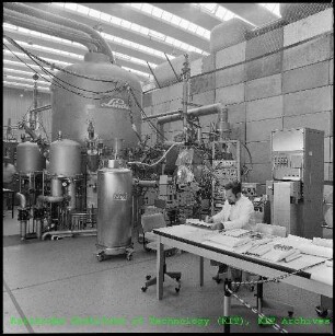 Tieftemperaturanlage des Instituts für Experimentelle Kernphysik (IEKP)