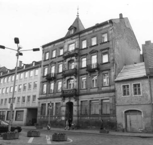 Bad Schandau, Marktplatz 4. Wohnhaus (1890/1899). Ansicht von Südosten