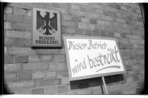 Kleinbildnegativ: Streik, Bundesdruckerei, 1976