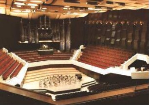 Messestadt Leipzig: Neues Gewandhaus ; der Große Saal mit 1905 Plätzen