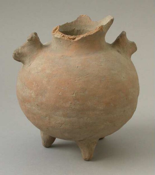 Clay vessel