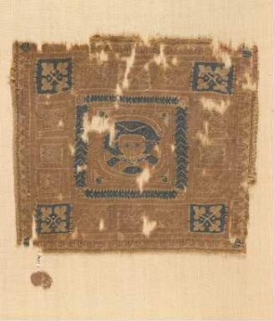 Einsatz (quadratisch) und kleines Fragment