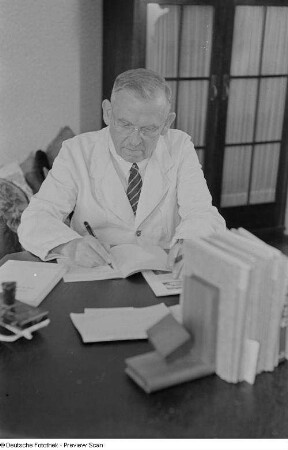 Porträt des Lehrers Keitel