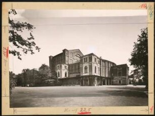 Festspielhaus, Bayreuth: Ansicht von Westen