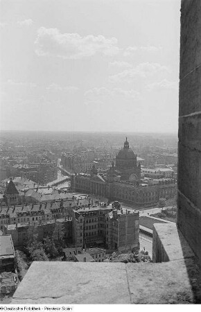 Blick vom Neuen Rathaus in Richtung Reichsgericht