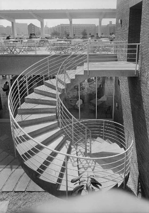 Webergasse : Dresden, auf der Terrasse der Gaststätte Wallstraße