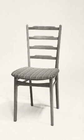 Stuhl mit gepolsterter Sitzfläche (Modell 800)