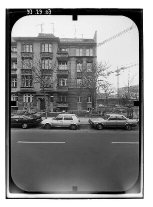 Berlin-Friedenau, Südwestkorso 1. Wohnhäuser. Straßenfront