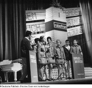 Dresden. Robotron-Betriebsfestspiele. "Leninprogramm" des VEB Robotron Elektronik Dresden
