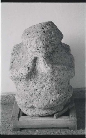 Unknown Provenance, Statue (PNK: KHM 7 - 43)