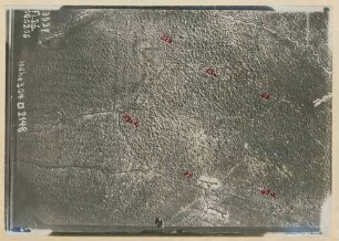Foto des Geländes um Höhe 304 (Côté 304) nördlich von Esnes-en-Argonne (Luftbild)