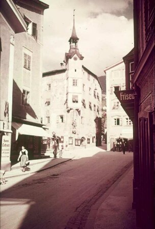 Deutschland. Straßenbild mit Firmenschild "Hans Lehner. Hutfabrikation und Großhandel"