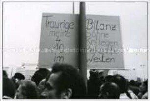 Transparent auf der Demonstration am 4.11.1989