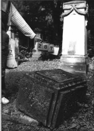 Grabstein 287