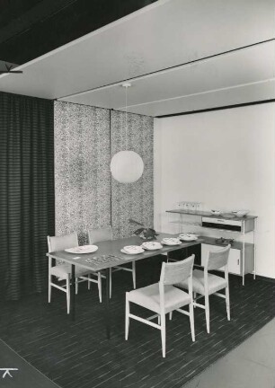 "British Design", Frankfurt a.M. 1958. Ausstellungsansicht