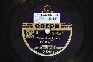 Musik des Orients : 15. Bali, (Boesoengbioe) Gamelan Gong "Lagu Kebiar"