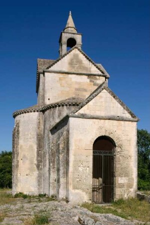 Frankreich. Provence. Bouches du Rhone. Abbaye Montmajour. Chapelle Sainte Croix. 12 Jahrhundert. Steingräber