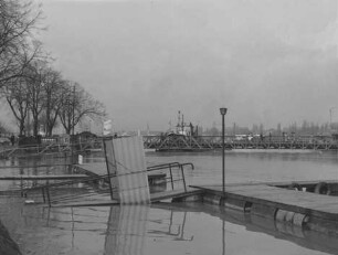 Hochwasser im Februar 1970 am Mittelrhein