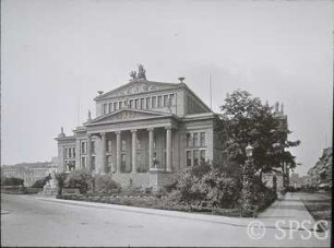 Berlin, Opernhaus.