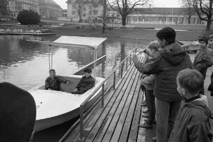 Fahrt mit der Gondoletta im Stadtgarten.