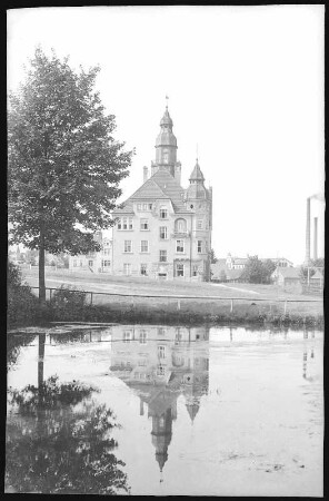 Großröhrsdorf. Rathaus