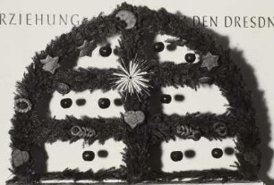 Friesischer Adventsbogen mit Pfefferkuchen