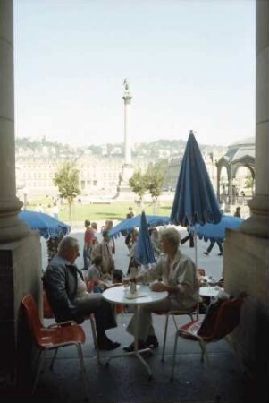 Suttgart: Folklore am Schlossplatz