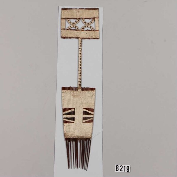 Decorative comb