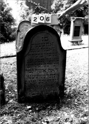 Grabstein 206