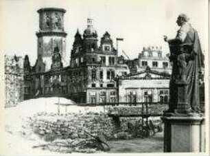 Das zerstörte Dresdner Schloss