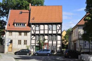 Quedlinburg - Historische Fachwerkhäuser : Neu aufgebaute historische Fachwerkhäuser in der Schmalen Straße, aufgenommen in Quedlinburg am 17. Juli 2012