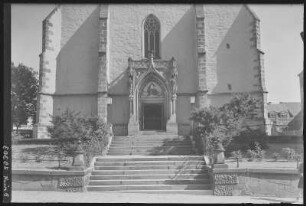 Roßwein. Portal der Evangel. Lutherischen Stadtkirche