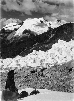Viluyo Gruppe : Blick vom Ancohuma Gletscher auf die Viluyo Gruppe.