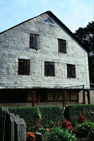 geschieferte Giebelwand
