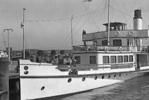 Friedrichshafen Hafen Raddampfer Hohentwiel