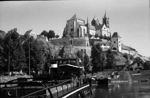 Breisach: Hafen mit Stephansmünster