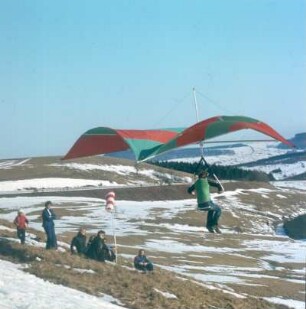 Rhön. Drachenfliegerschule am Fuße der Wasserkuppe