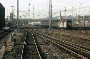 Stuttgart: Einfahrt zum Hauptbahnhof