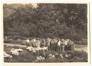 Bundesgartenschau 1955, Kassel: Exkursion mit Hermann Mattern und Herta Hammerbacher