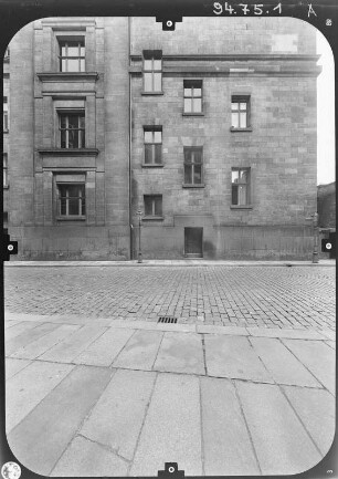 Dresden-Altstadt, Augustusstraße 2. Ständehaus (1901-1906; P. Wallot). Ostseite (Teilansicht) von der Brühlschen Gasse