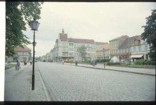 Neuruppin, Schulplatz