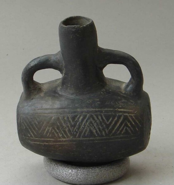 Clay vessel