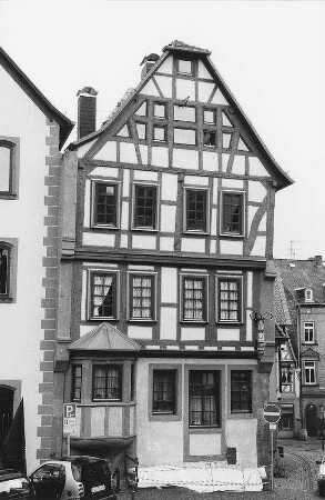Wohnhaus, Fachwerk; Gelnhausen, Obermarkt 10