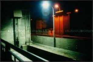 Schleuse von Laternen beleuchtet (Altersgruppe 14-17)