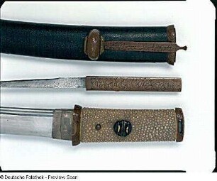 Kurzschwert (Tanto) mit Schwertnadel (Kogai) und Scheide