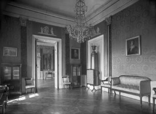Residenzschloss Ludwigsburg — Neues Corps de logis — Appartement Königin Charlotte Mathildes — Toilettenzimmer & Raum 152