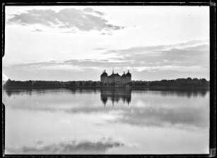 Jagdschloss Moritzburg, Ostseite